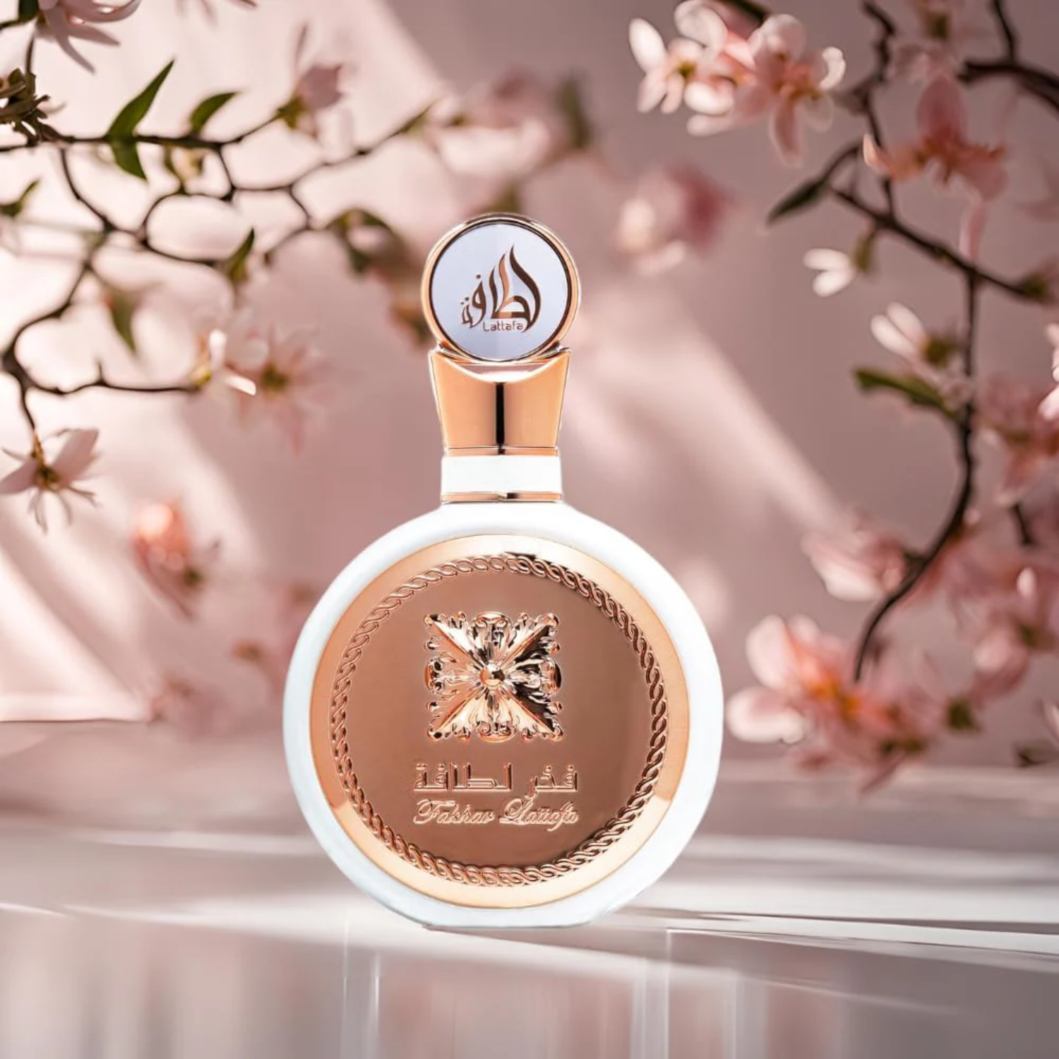Parfum Fakhar Rose Lattafa ambiance florale élégante féminine